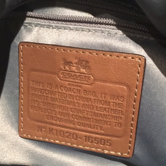 Coach purse - Picture 4 of 4